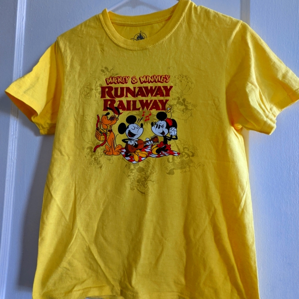 Disney Mickey & Minnie's Runaway Railway tee